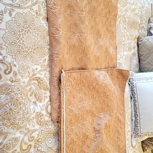 Set of 2 European pillow sham covers. 26" square.